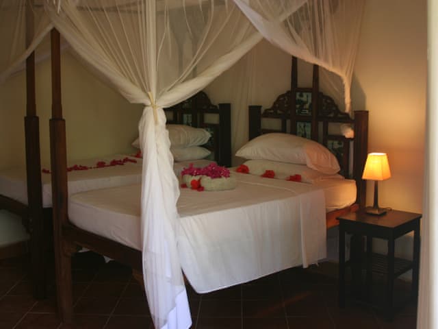 Havuzlu 5 yatak odalı Villa