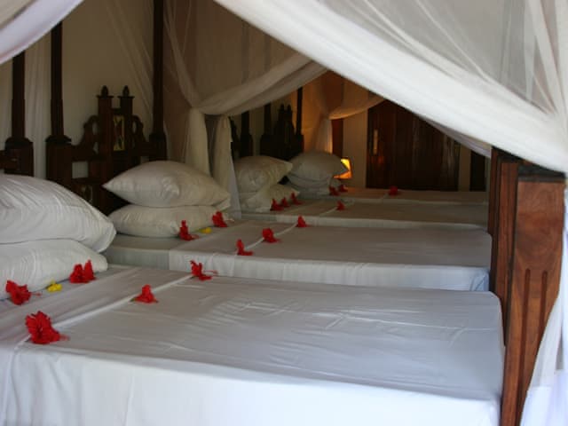 Havuzlu 5 yatak odalı Villa