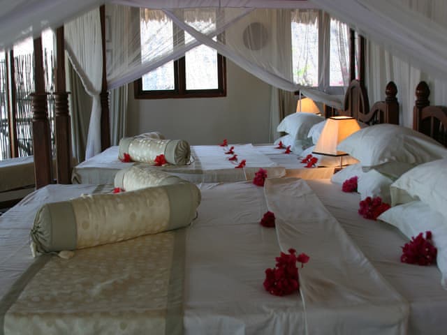 Havuzlu 5 yatak odalı Villa