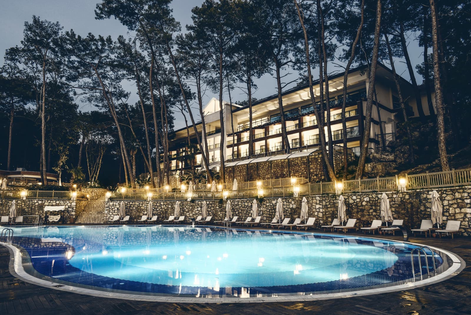 Wome Deluxe Hotel 125 Halalbooking