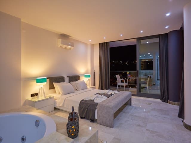 5 yatak odalı Villa