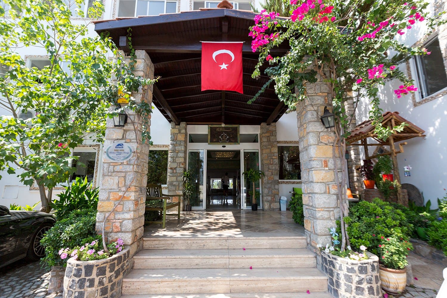 Inanc Otel Bodrum 560 Halalbooking