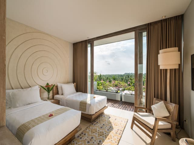 Varda Superior Balcony