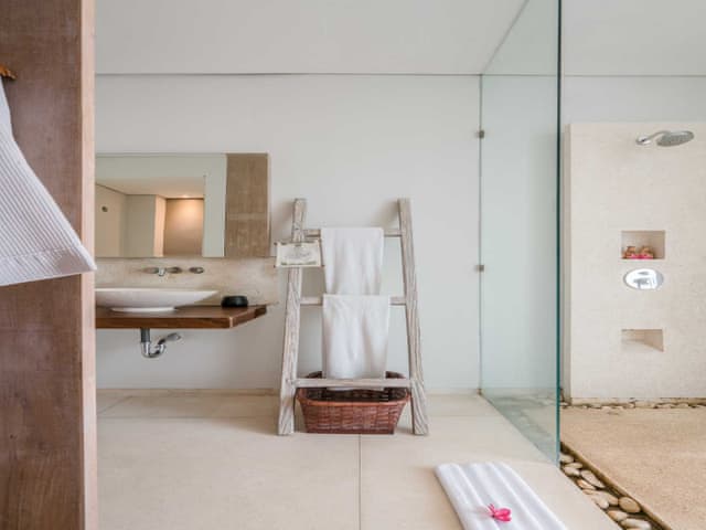 Verda Pool Deluxe