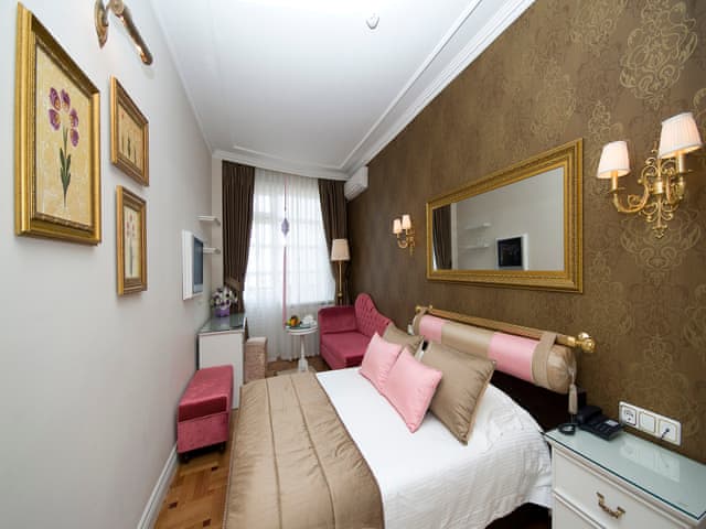 Elegance Room with Balcony - Loft or Sea View