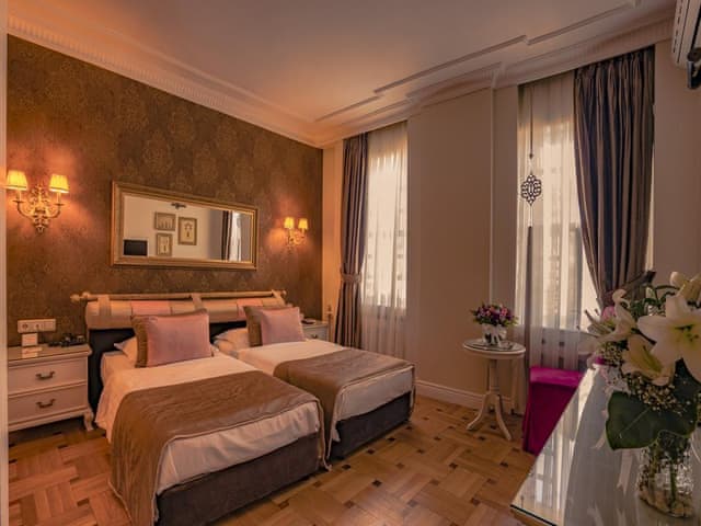 Elegance Room with Balcony - Loft or Sea View