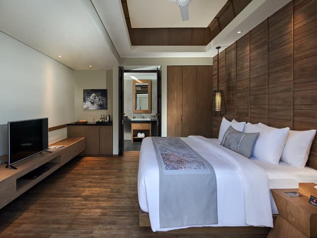 Havuzlu 2 yatak odalı Villa