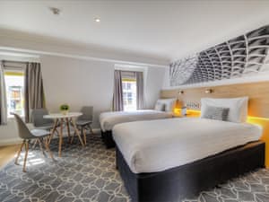 Comfort Inn Suites Kings Cross Photos Halalbooking