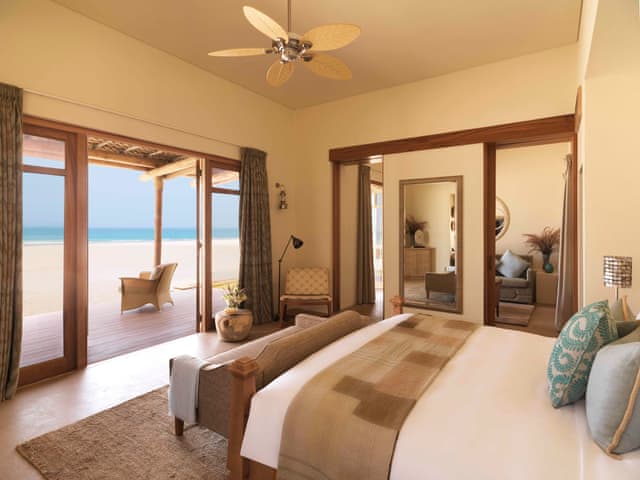 Delüks Havuzlu Plaj Villası