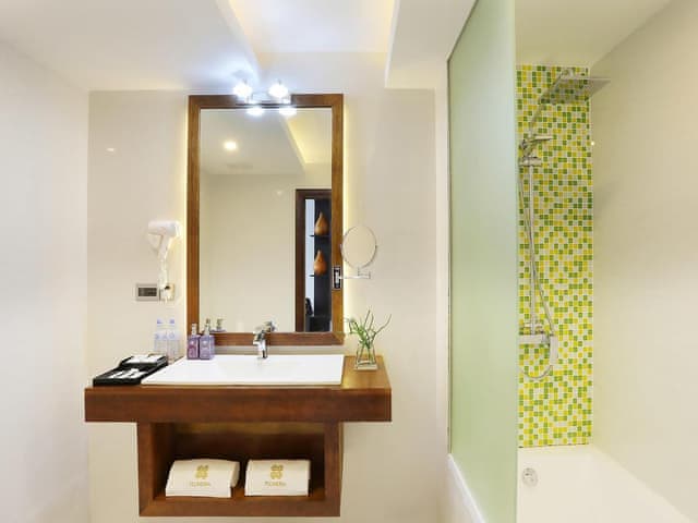 Bahçe Manzaralı Oda