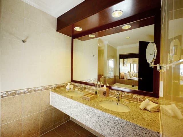 Premier Chalet (Sea View)