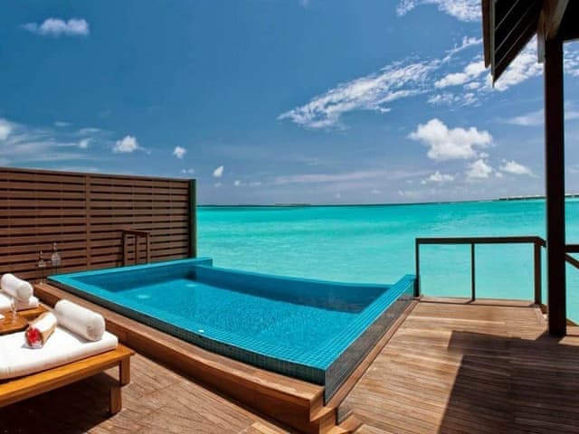 Havuzlu Okyanus Villa