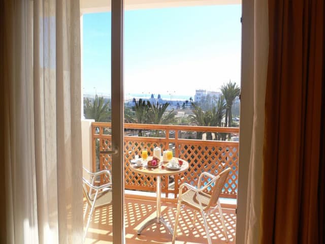 Delüks Çift Kişilik Oda