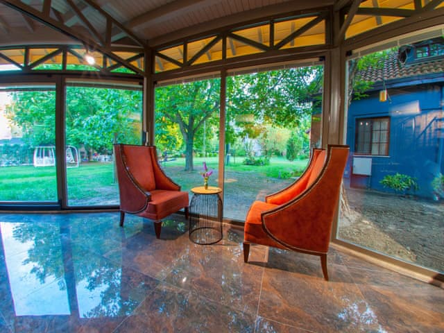 Junior Garden Villa