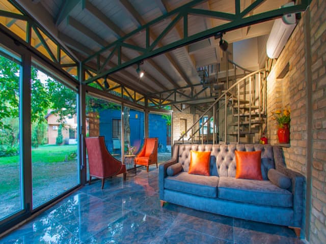 Junior Garden Villa