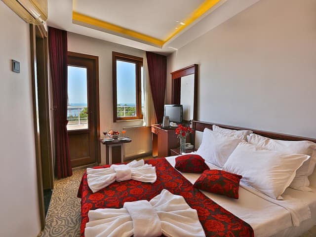 Delüks Oda (Deniz manzaralı)