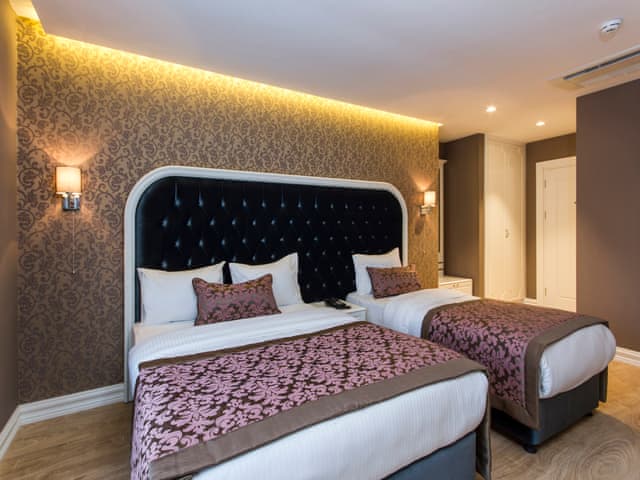 Superior Aile Odası