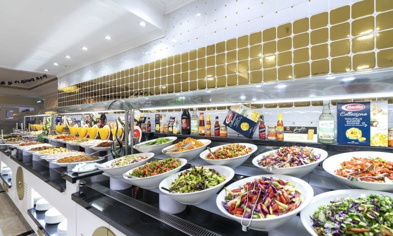 Modern Saraylar Hotel 678 Halalbooking