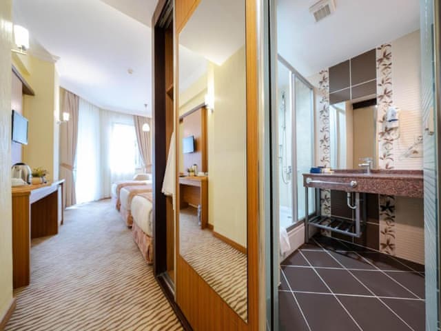 Standart Üç Kişilik Oda