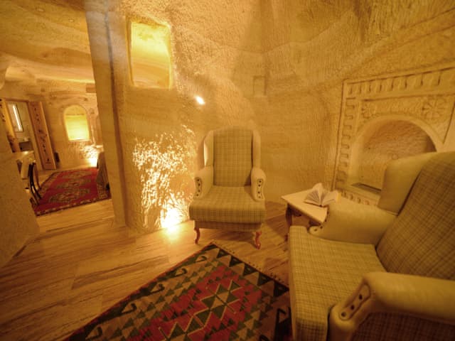 Delüks Mağara Odası