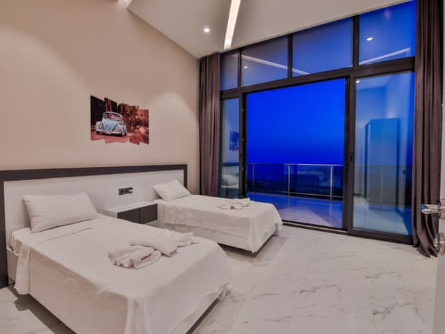 4 yatak odalı Villa