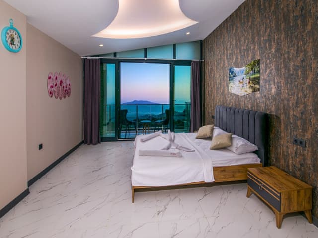 4 yatak odalı Villa