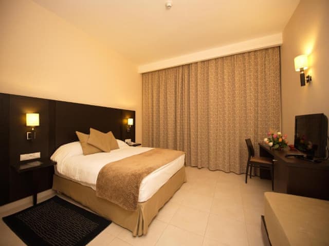 Single Room (Garden view)