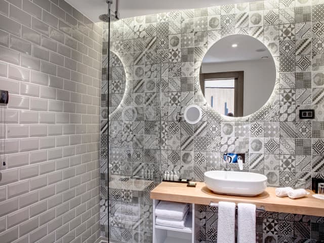 Deluxe King Room, Mountain View