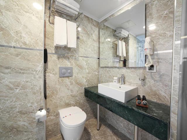 Family Connecting Room