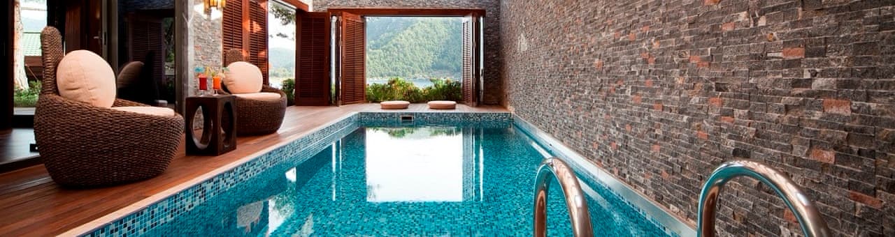 Villas with private secluded pool