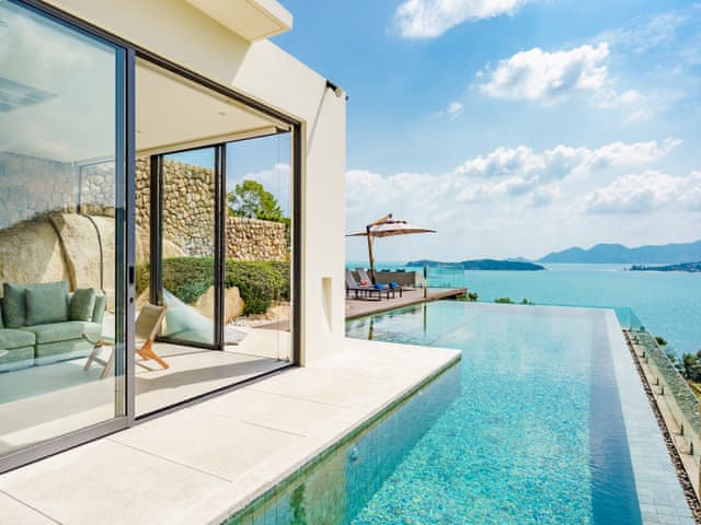 Havuzlu 4 yatak odalı Villa