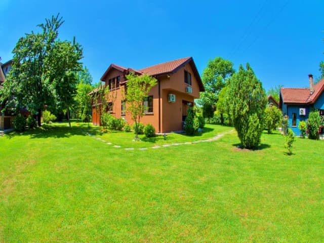 Four Bedroom Country Villa