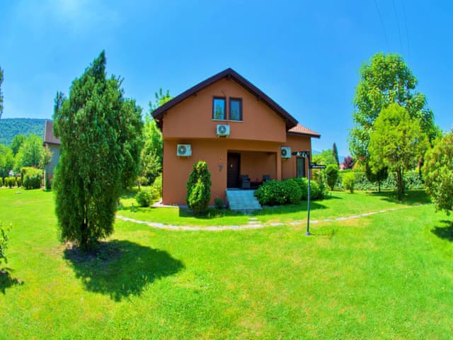 Four Bedroom Country Villa