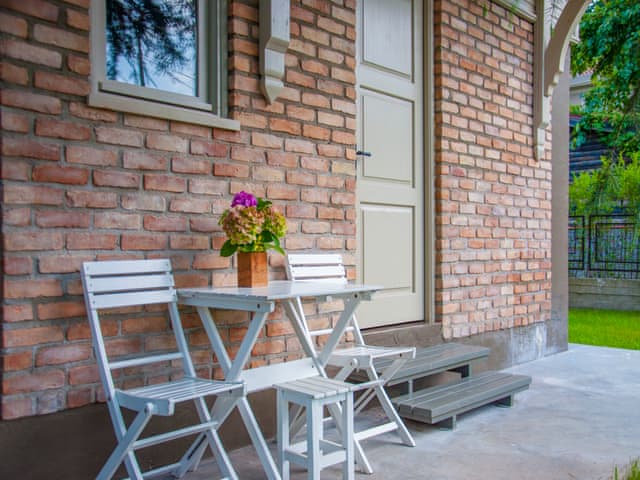 Junior Country Villa