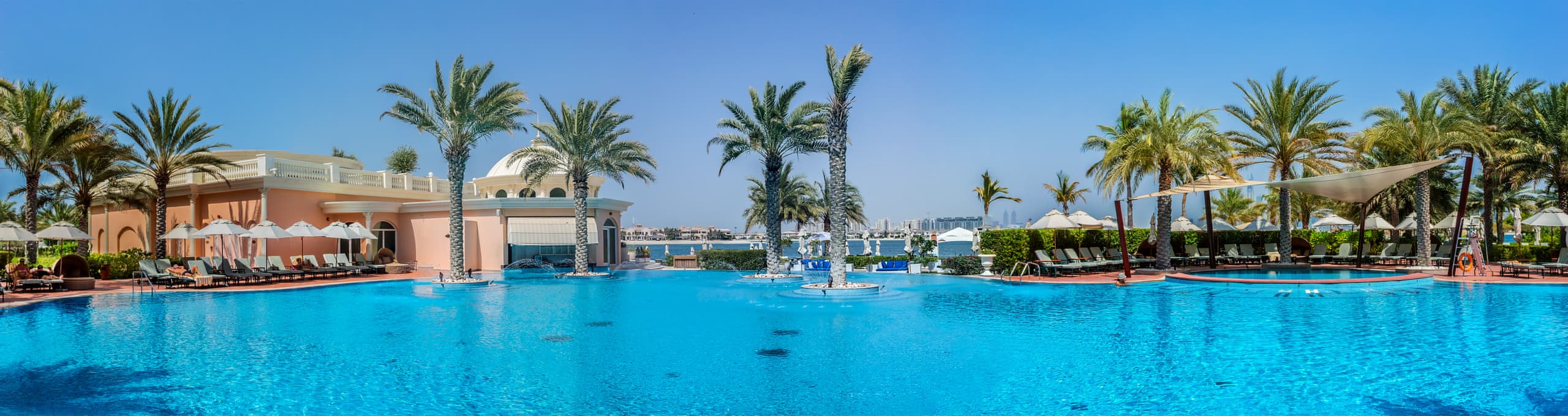 Muslim-friendly hotels in UAE with private pool