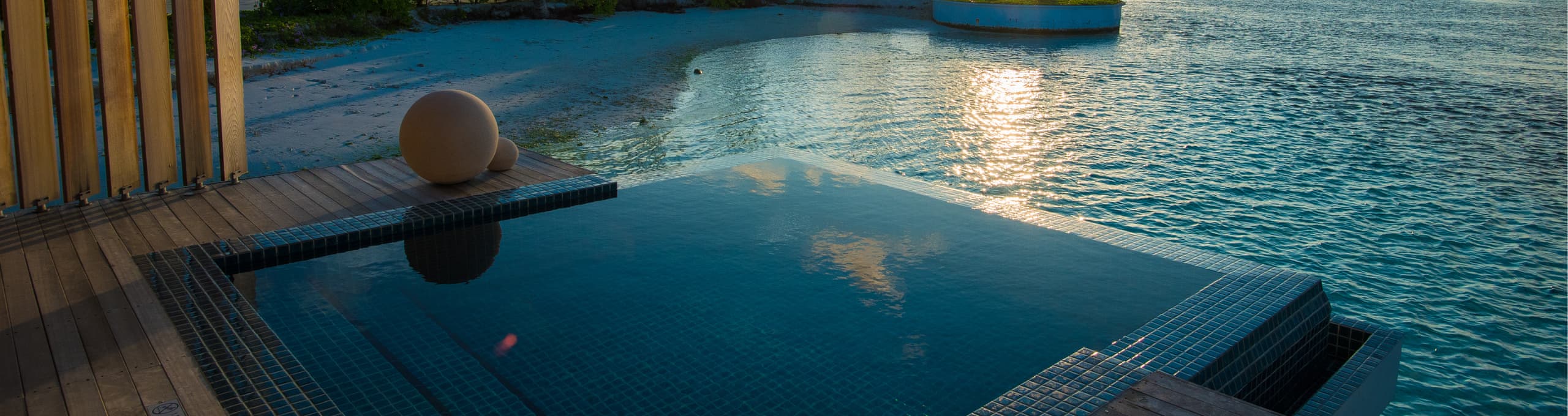 Villen für Muslime mit Strand nur für Frauen