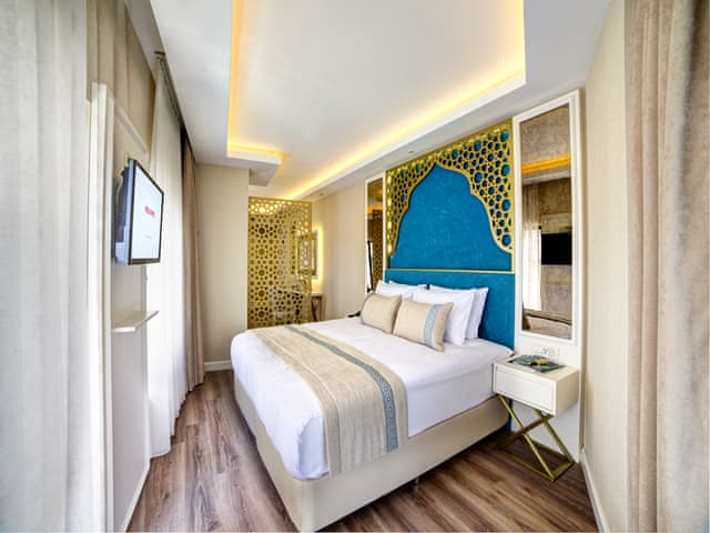 Superior Çift/İki Yataklı Oda (Balkonlu)