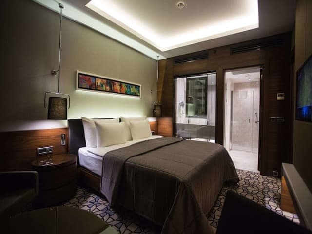 Delüks İki Yataklı Oda