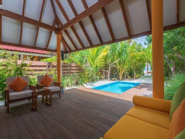 Havuzlu Plaj Villası