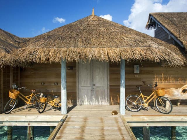 Gili Lagoon Villa
