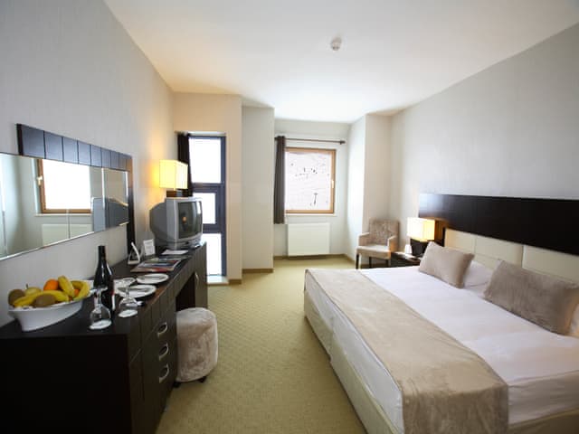 Delüks Üç Kişilik Oda