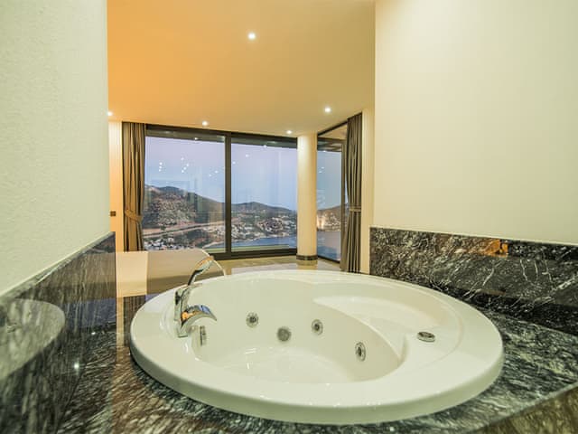 6 yatak odalı Villa