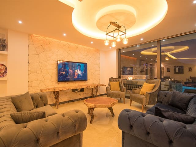 6 yatak odalı Villa