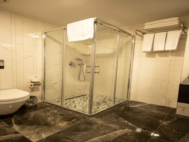 Standart Dört Kişilik Oda