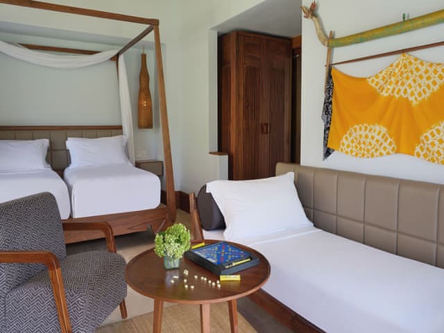 Heavenly Jacuzzi Villa Twin Bed