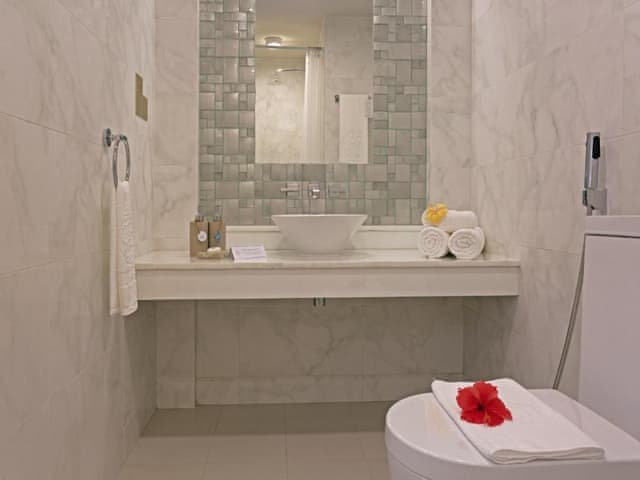 Superior Oda (Deniz manzaralı)