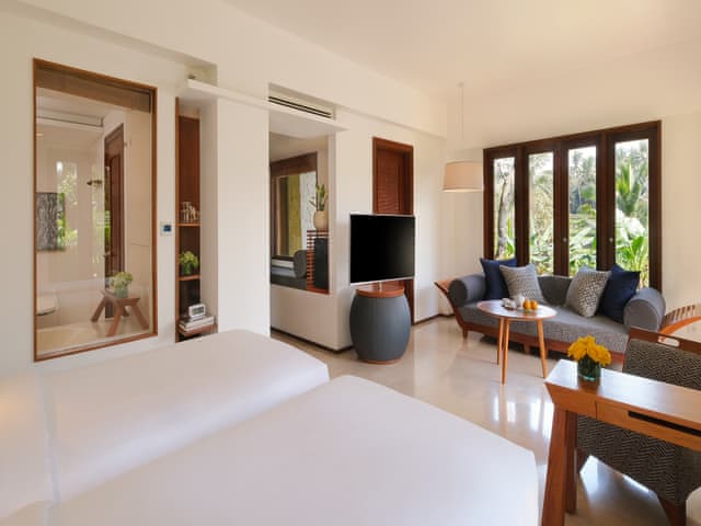 Impressive Forest Corner Suite Twin Bed