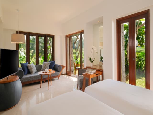 Impressive Forest Corner Suite Twin Bed