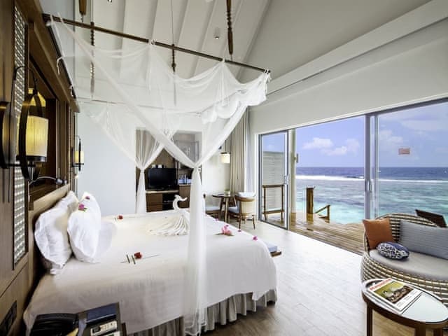 Family Overwater Villa with Kids Bedroom