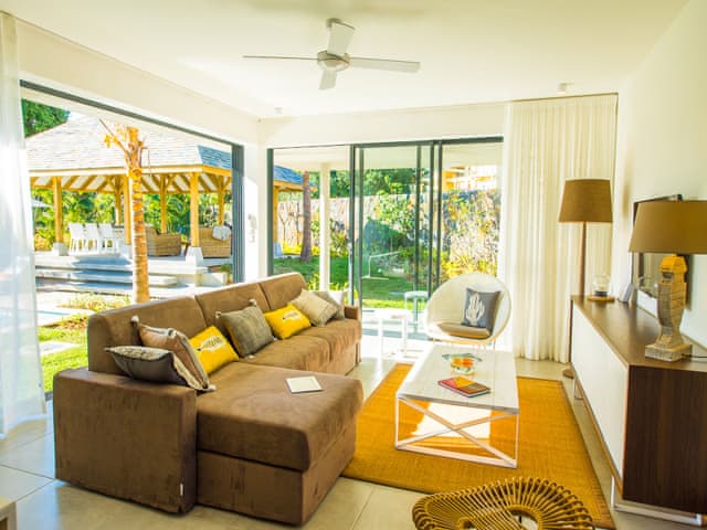 Deluxe Pool Villa (3-bedroom)